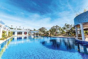 هتل Vườn Vua Resort & Villas