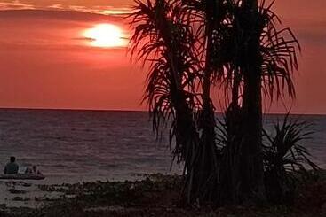 استراحتگاه Lucky Bungalows Koh Mook