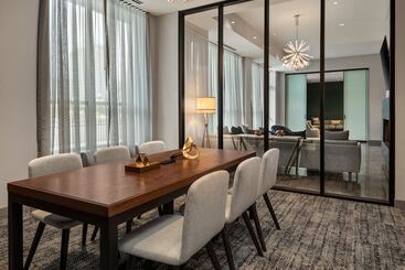 هتل Courtyard By Marriott St Paul Downtown