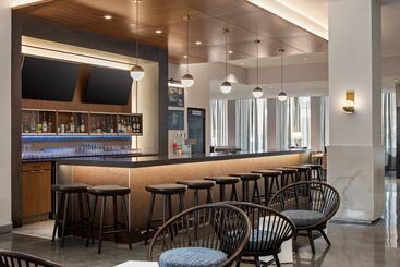 هتل Courtyard By Marriott St Paul Downtown