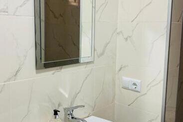 پانسیون Emma S Guest House