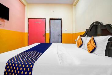 Spot On 81125 Hotel Ashirwad