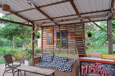هاستل The Bear Bungalow
