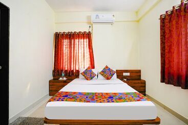 Fabhotel Himalay