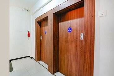 Fabhotel Himalay