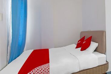 هتل Loveness Apartelle