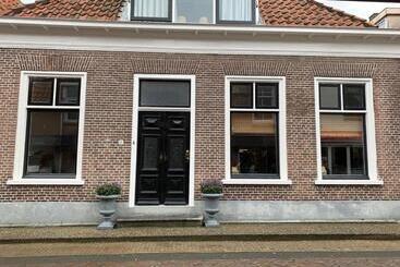 B & B Tx71