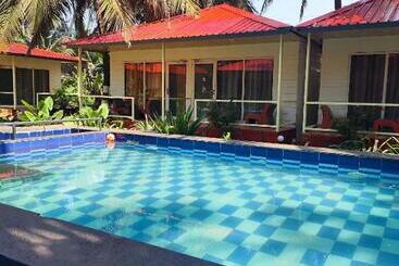 استراحتگاه The Sunbliss Cottages