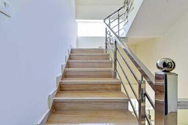 Super Collection O Hotel Roxas