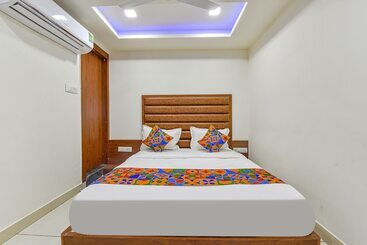 هتل Fab Prime Residency