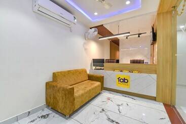 هتل Fab Prime Residency