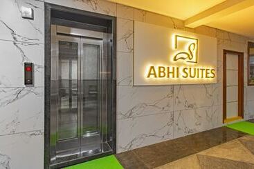 هتل Treebo Abhi Suites, Guntur