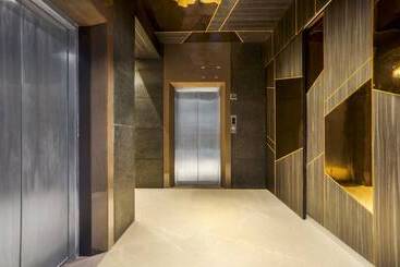 호텔 Treebo Premium Savera Inn