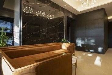 호텔 Treebo Premium Savera Inn
