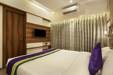 호텔 Treebo Premium Savera Inn