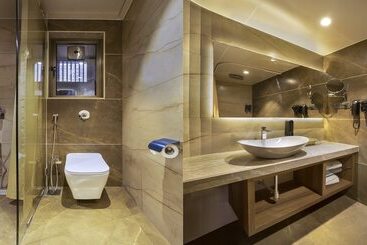 호텔 Treebo Premium Savera Inn