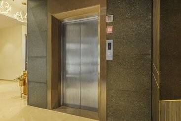 호텔 Treebo Premium Savera Inn