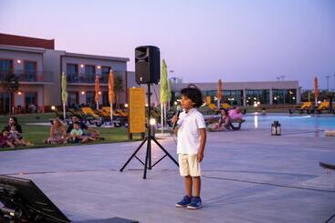 هتل Vila Gale Nep Kids