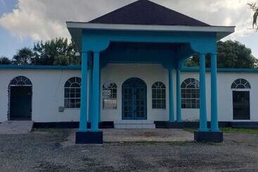 پانسیون The Resort At Westmoreland