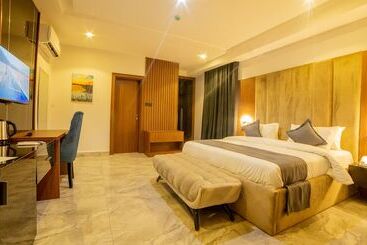 Tranquila Hotels And Suites Abuja