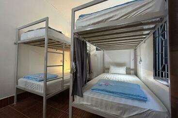 Vang Vieng Backpackers Hostel