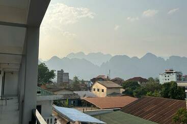 Vang Vieng Backpackers Hostel