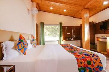 Fabhotel Kanari By Silver Oak