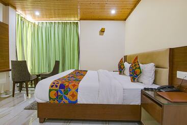 Fabhotel Kanari By Silver Oak
