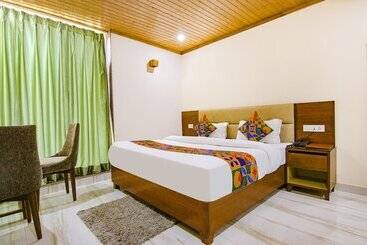 Fabhotel Kanari By Silver Oak