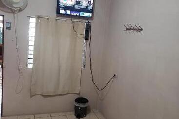 پانسیون Hostal El Porrón
