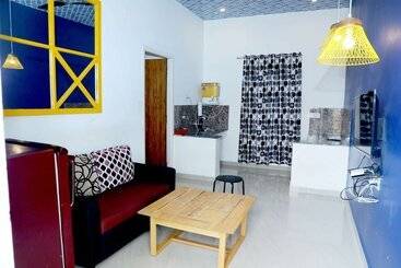 هتل Seashore Beach House
