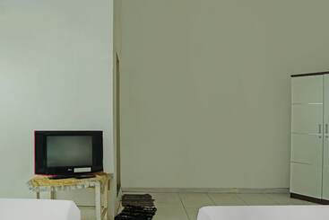 هتل Spot On 92390 Wilma Kost Syariah