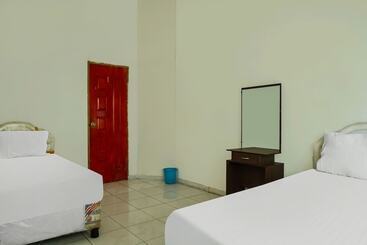هتل Spot On 92390 Wilma Kost Syariah