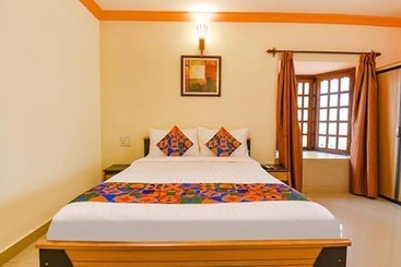 پانسیون Fabhotel Casa Montana