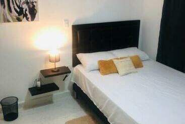 پانسیون Habitacion Privada Hostel 790