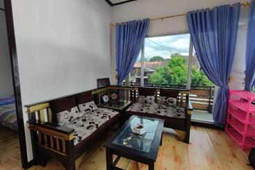 هتل Oyo 92357 Zzip Homestay