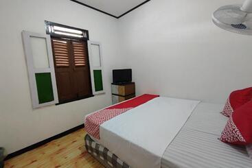 هتل Oyo 92357 Zzip Homestay