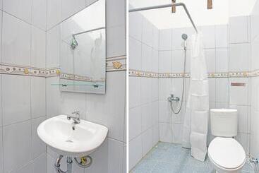 Otel Capital O 92358 Pondok Amak Syariah