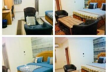 Ne Yo Hotel & Rv Lodges