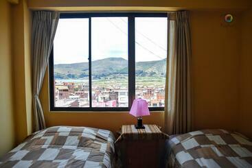 Solsticio Hostel