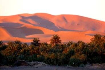تختخواب و صبحانه La Vallée Des Dunes   Auberge, Bivouacs Et Excursions
