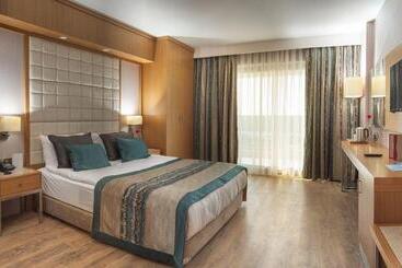 هتل Aquasis De Luxe Resort & Spa  Ultra All Inclusive