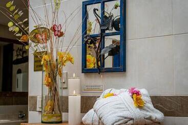 هتل Bahía Olivo Boutique & Spa