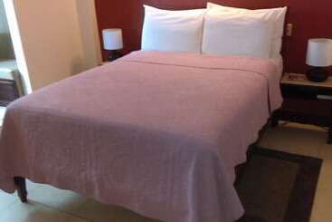 هتل Brandsville Suites