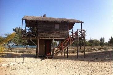 هتل Campement Lodge Océan & Savane