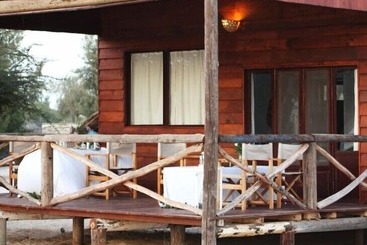 هتل Campement Lodge Océan & Savane