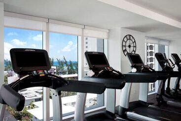 هتل Conrad Fortlauderdale Beach
