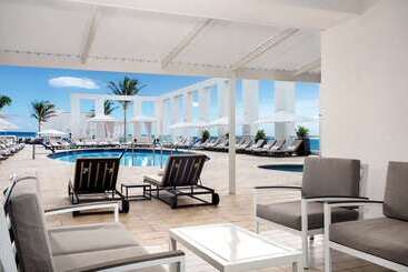 هتل Conrad Fortlauderdale Beach