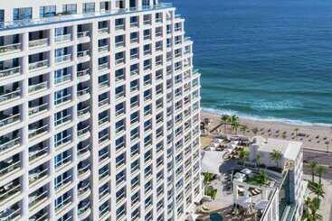 هتل Conrad Fortlauderdale Beach