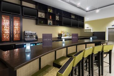 هتل Courtyard By Marriott Kingston, Jamaica